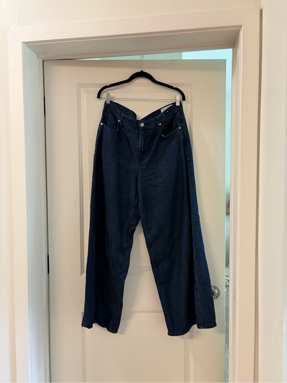 GAP Wide-Leg Dark Indigo Jeans